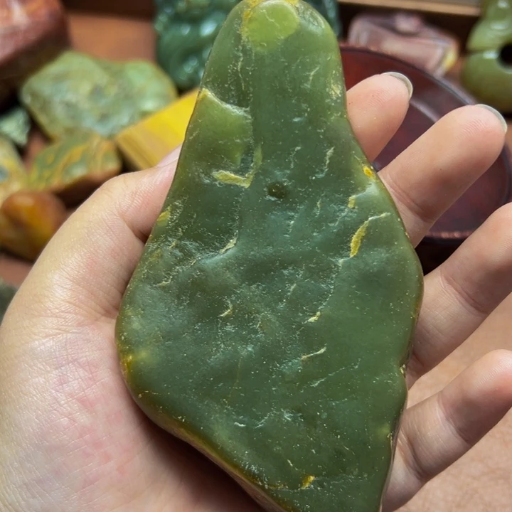 和田玉未镶嵌珠宝奇石