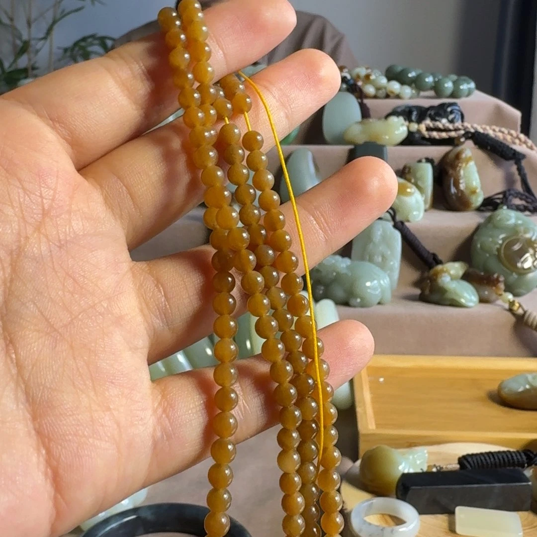 手链未镶嵌和田玉（糖玉）?****?