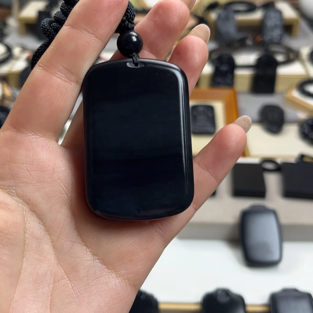 秦***王和田玉（墨玉）未镶嵌套链46意境