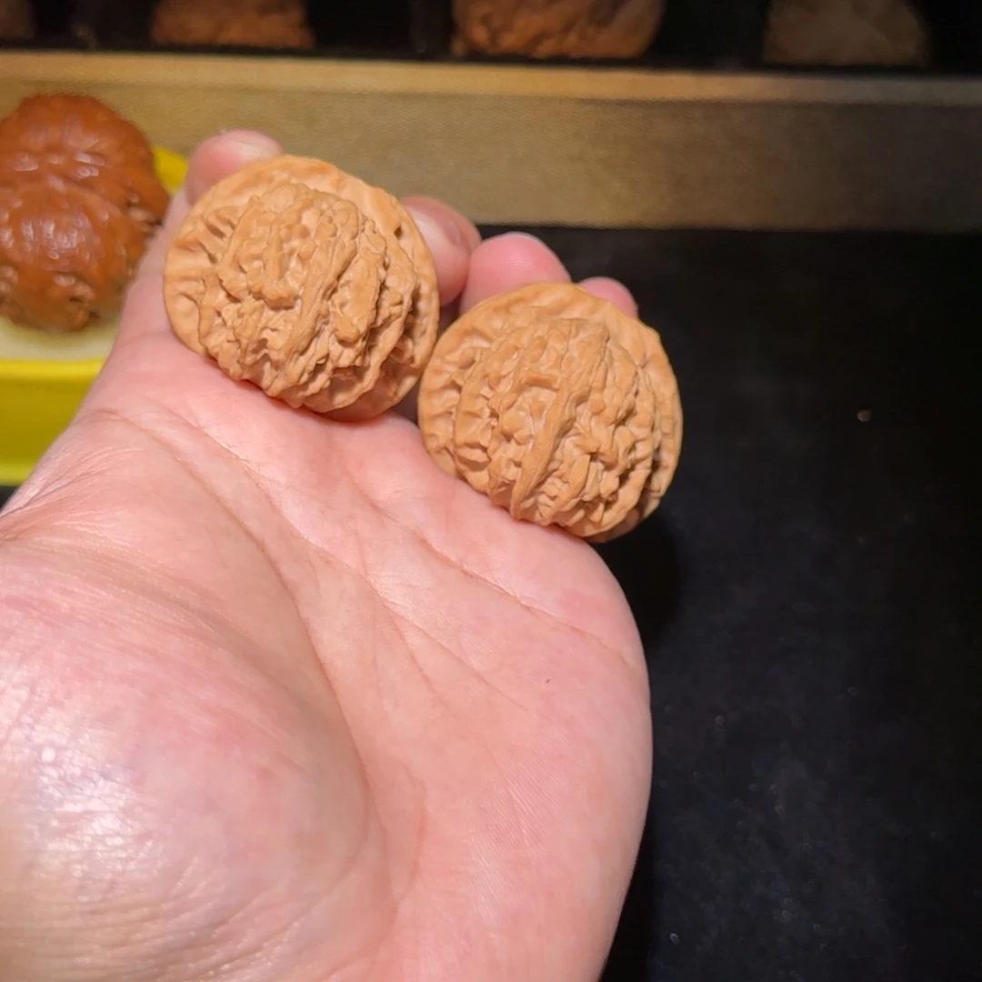 吊坠文玩核桃野生