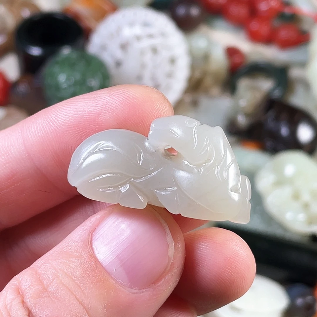 和田玉（糖玉）颈饰未镶嵌