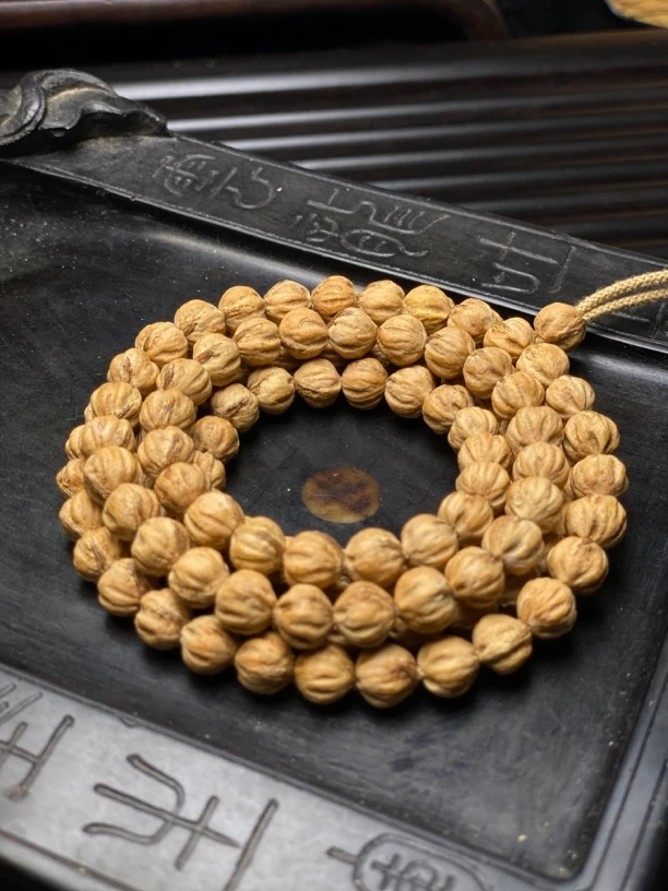 热振柏香籽「石榴」红芽纯原桩莲花圆润饱满株型香长串108