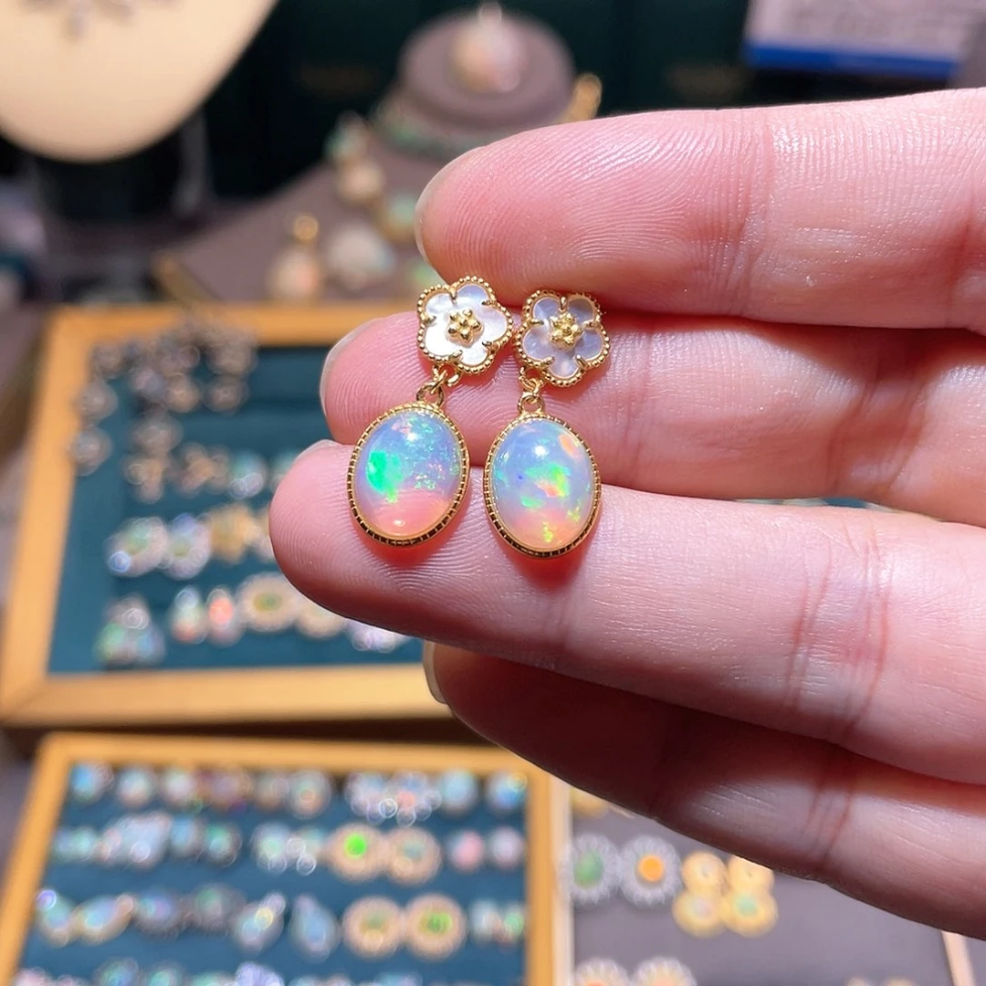 银S925镶嵌欧泊耳钉）赫*娜