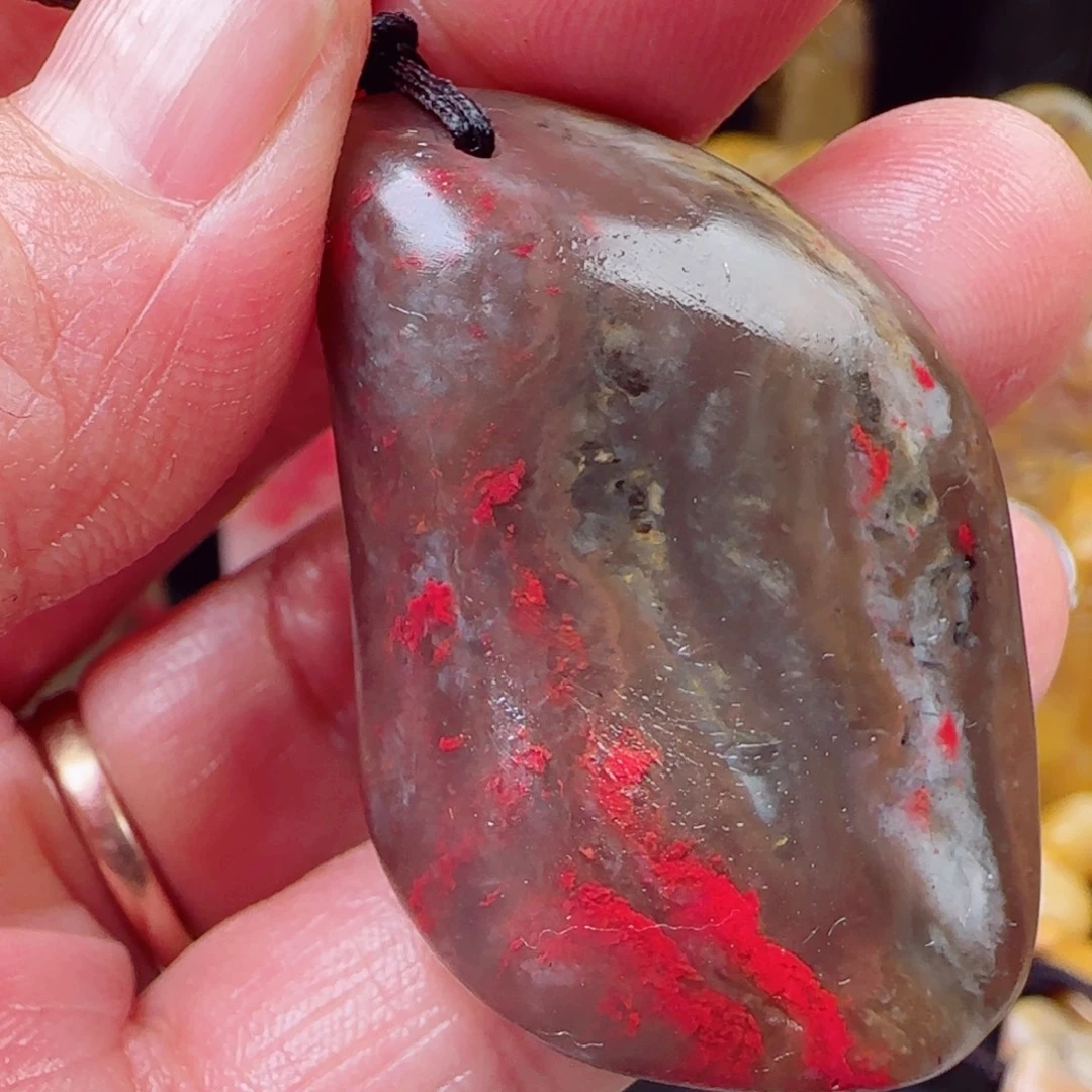 昌化石昌化鸡血石