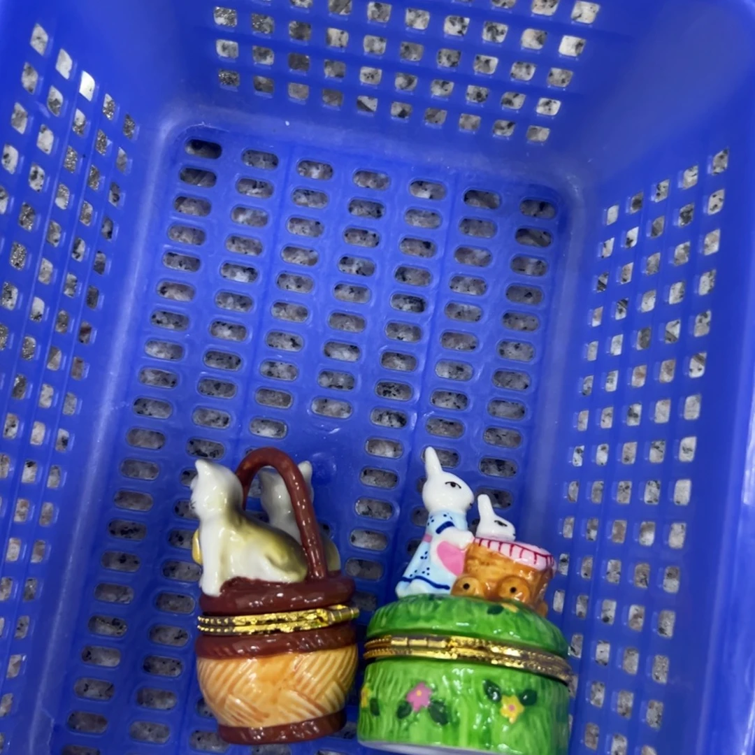 M***u陶瓷兔子猫首饰盒