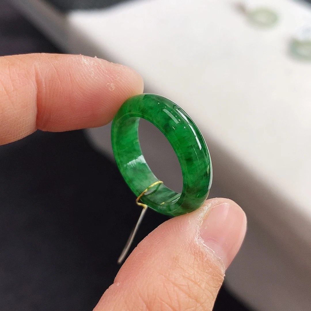 翡翠未镶嵌戒指17号
