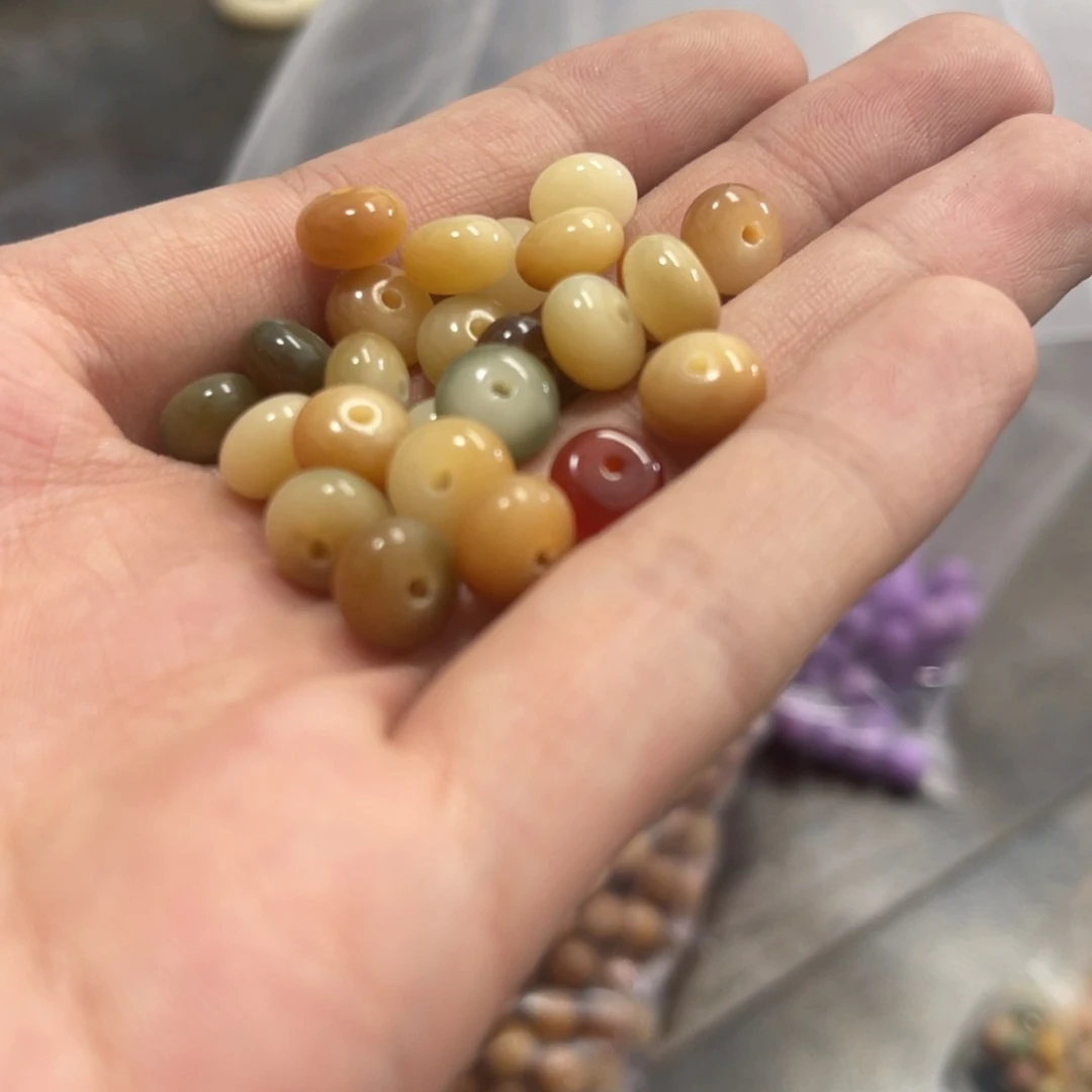 吊坠白玉菩提爱****z9/2000颗微瑕算盘