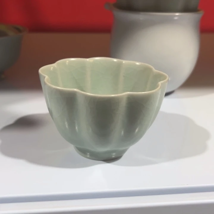 禾***鸟杯微天青海棠杯开片