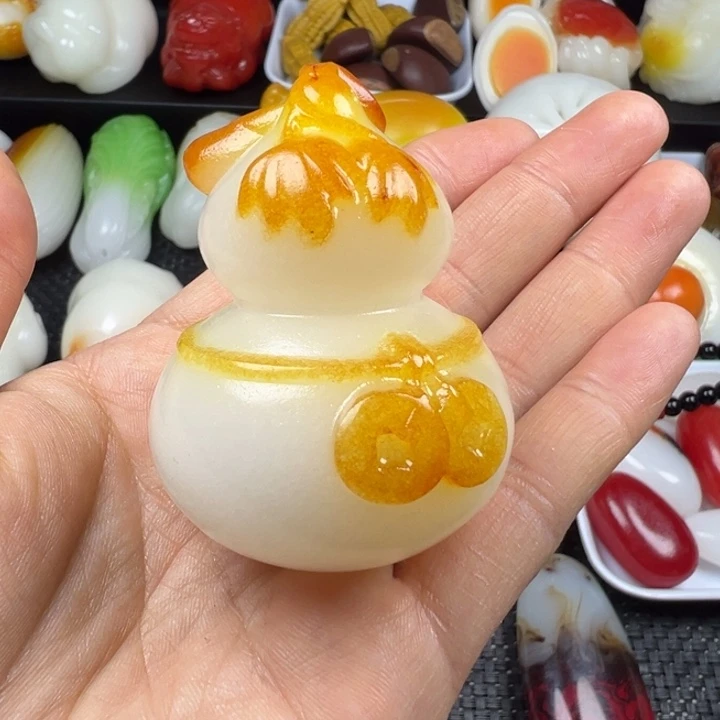 新疆戈壁五彩石金丝