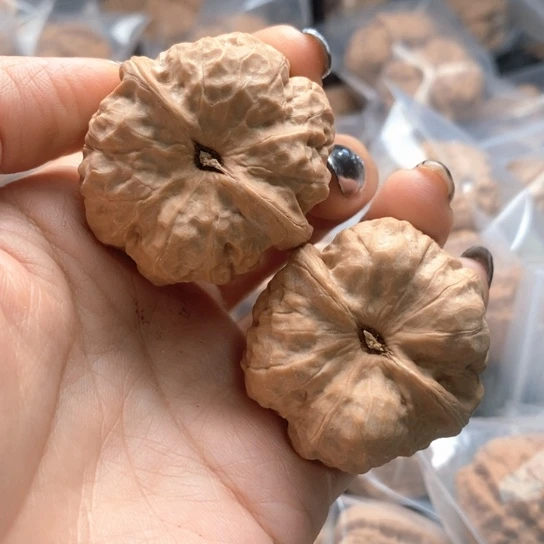 把件文玩核桃批发