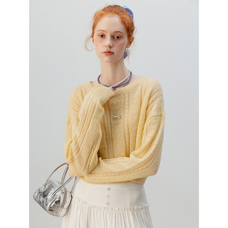 EGGKA【现现】套头麻花针织衫宽松圆领毛衣温柔百搭长袖E24A8039YT