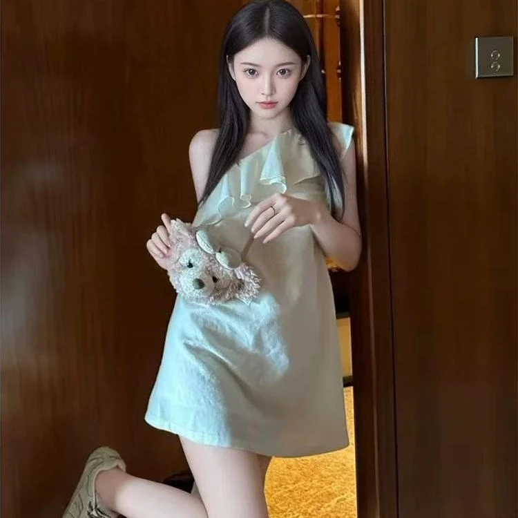 法式小白花露肩短款裙子女2025夏季新款裙子无袖斜肩棉麻连衣裙子