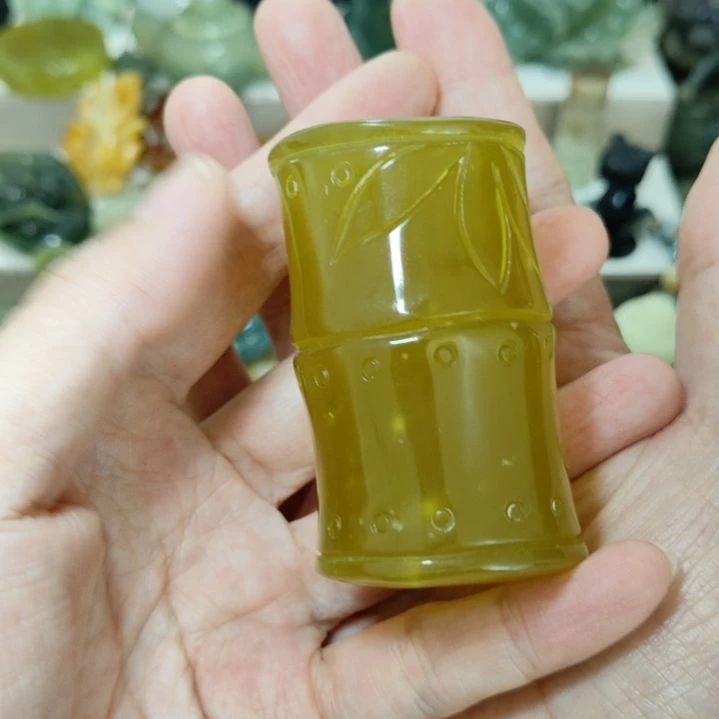 未镶嵌岫玉手把件