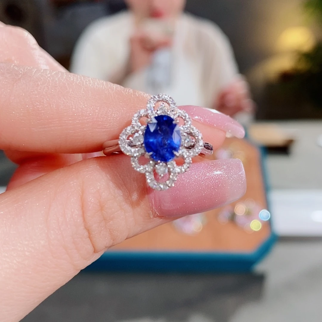 蓝宝石戒指18K金镶嵌1.54ct
