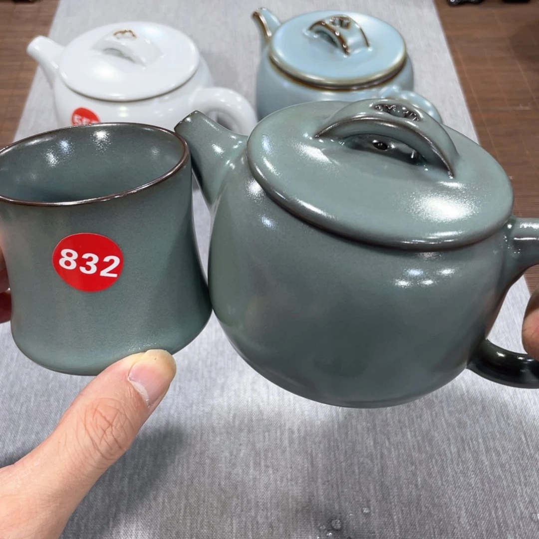 瓷片小微瑕。。。。。。。。。。。