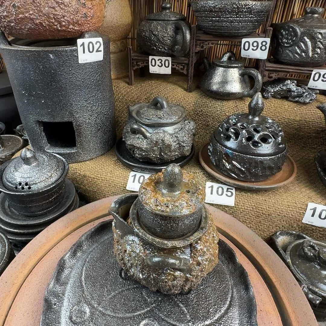 爱***悦黑砂带瑕宝瓶不做退换介意勿拍