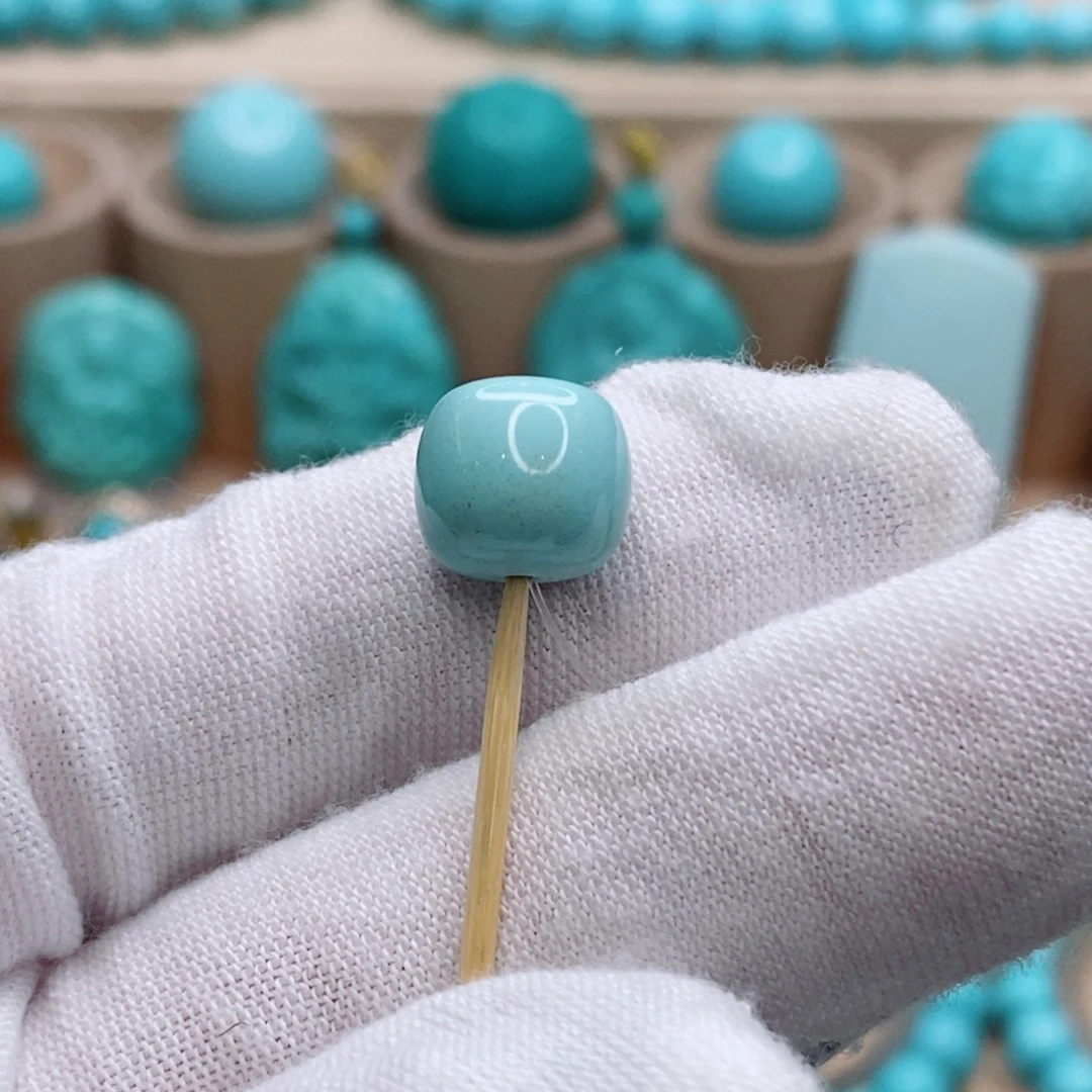 绿松石未镶嵌珠宝奇石10.4mm