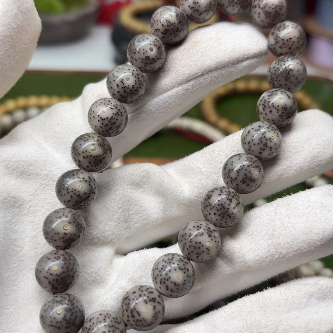 星月菩提吊坠d****q11黑冰圆珠手持单金标款