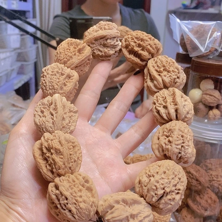 【闪购商品】文玩核桃把件36暴雪手持