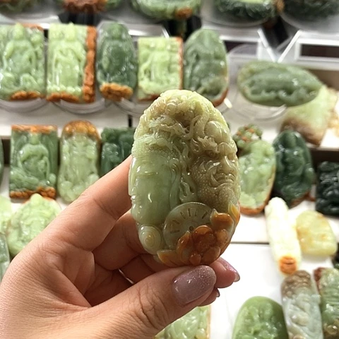 未镶嵌和田玉挂件