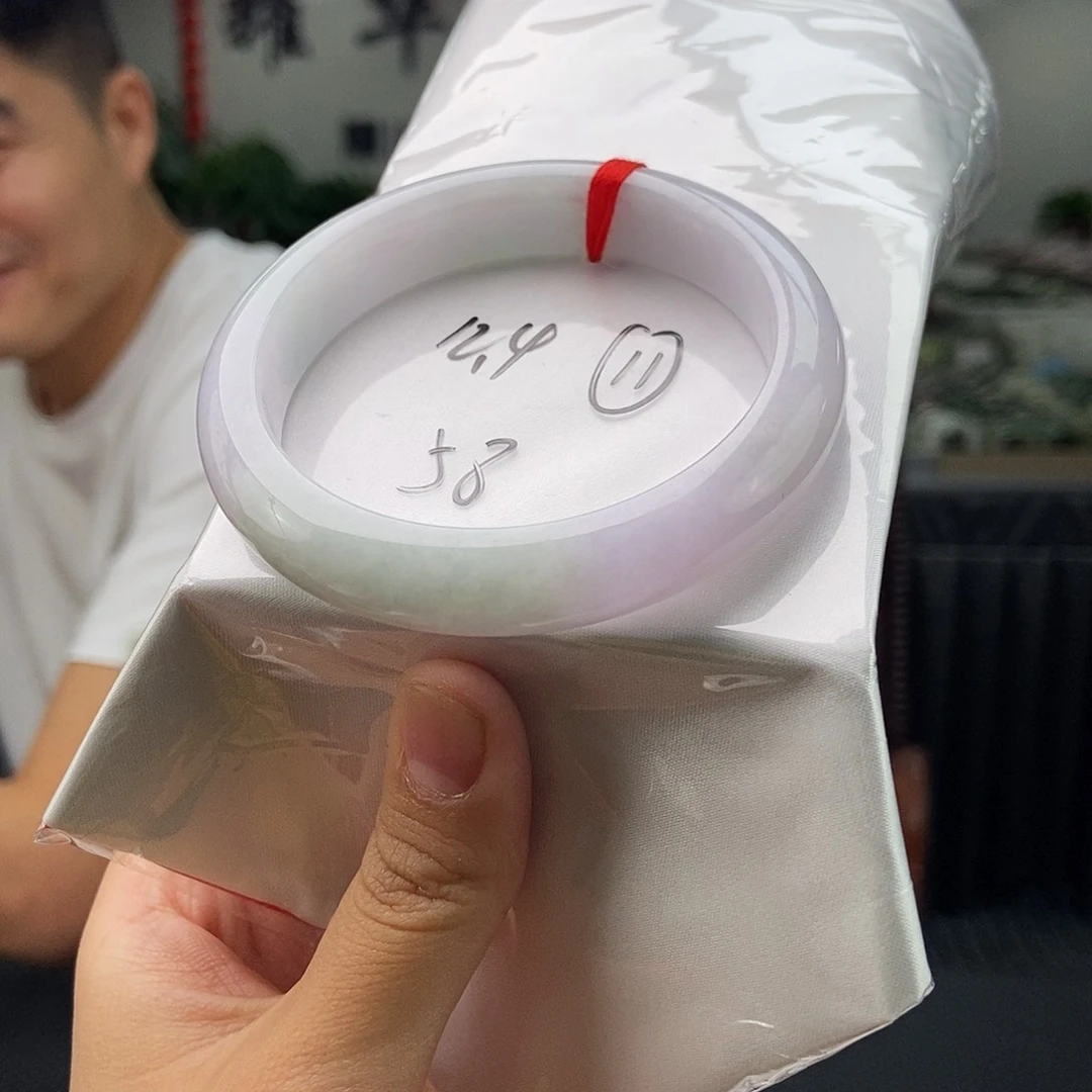 翡翠手镯未镶嵌颜色多样性发拍一发一