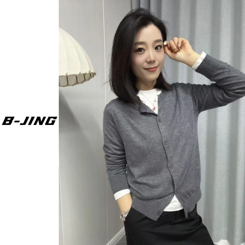 【莎莎家】羊毛桑蚕丝纽扣开衫圆领纯色透气薄款常规衫百搭2511