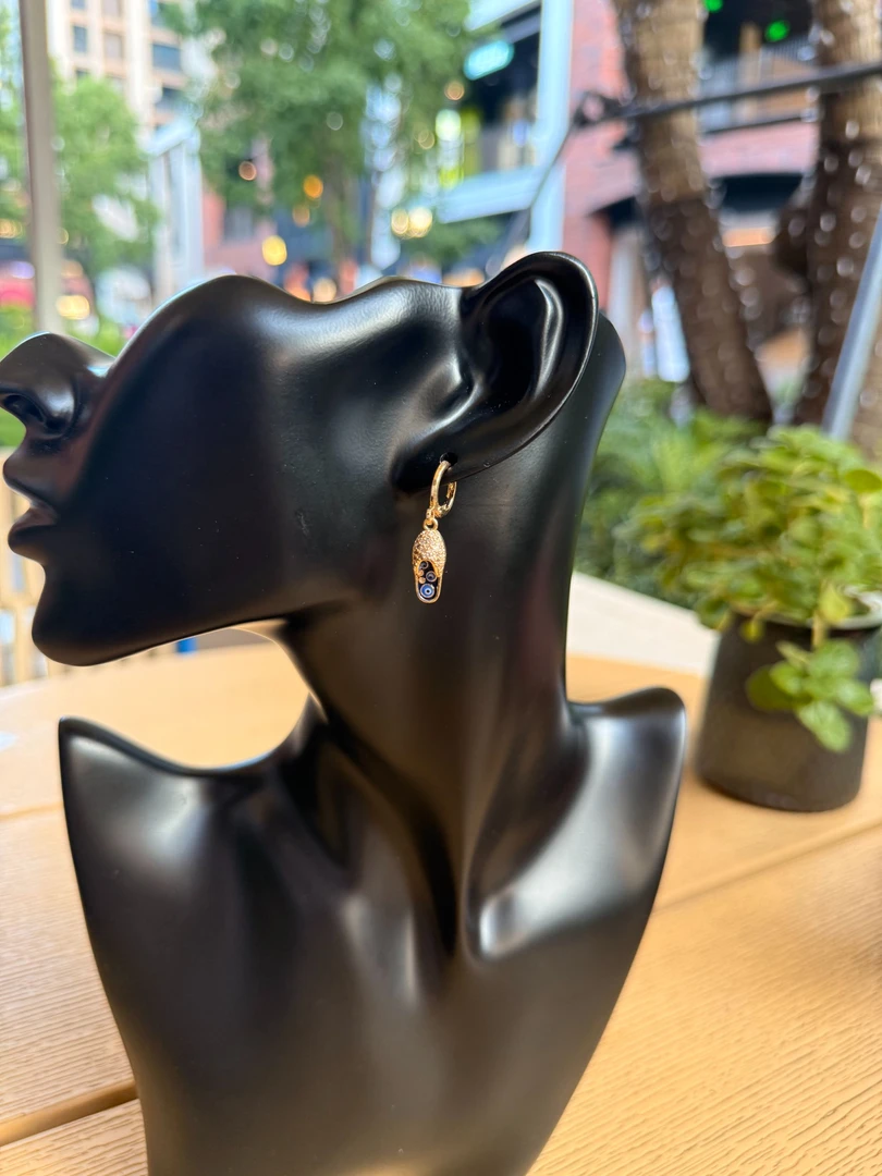 铜合金耳饰 包头 拖鞋 耳环 蓝眼睛