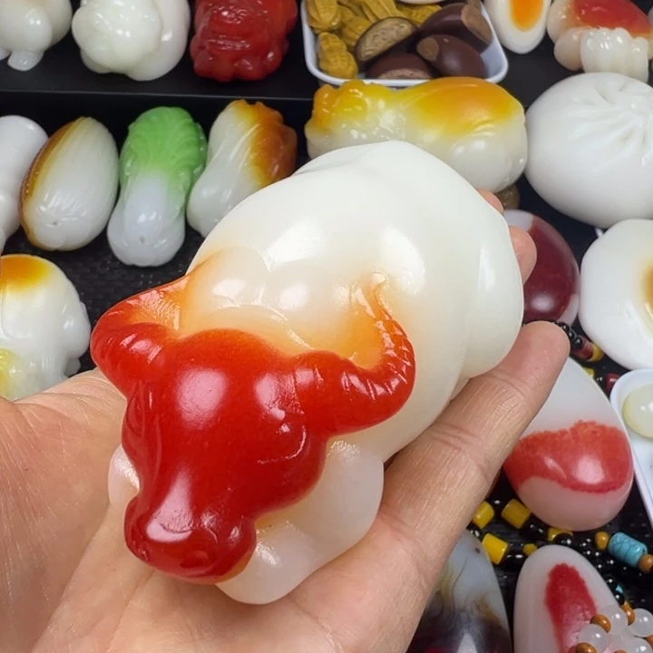 新疆戈壁五彩石金丝