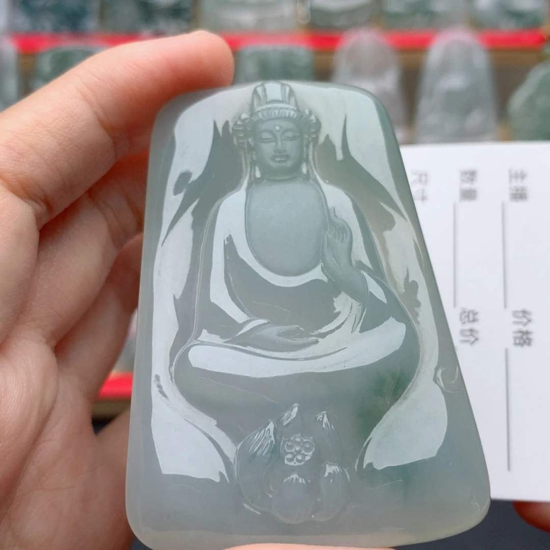 翡翠未镶嵌颈饰素衣