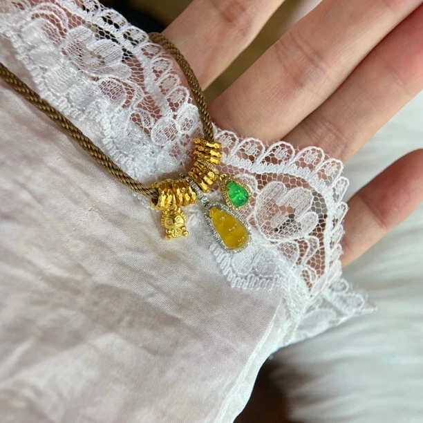 天然a货翡翠18k金镶嵌高冰豆子葫芦滴流