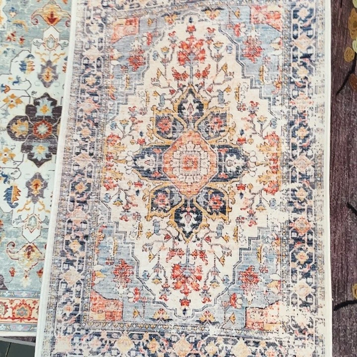 陶瓷花瓶部分（微瑕）