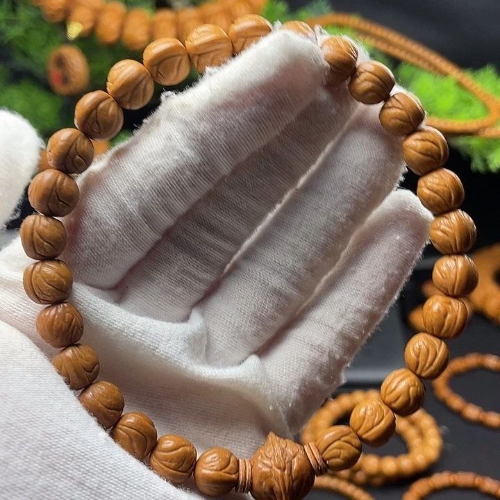 天***阔桃核吊坠秦岭龙纹桃核