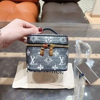 全新未使用 LouisVuitton/路易威登 炫彩牛仔mini化妆包