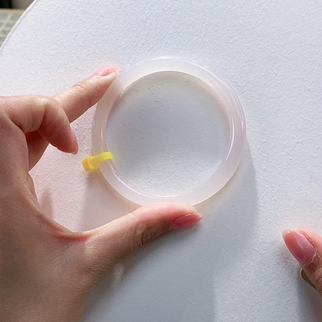 手镯玛瑙/玉髓未镶嵌60.2