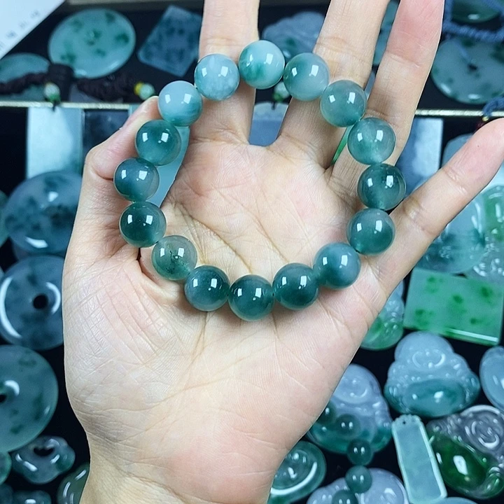 ￴***￴翡翠未镶嵌颈饰珠串