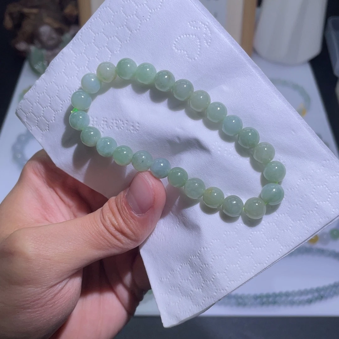 翡翠未镶嵌颈饰手串1