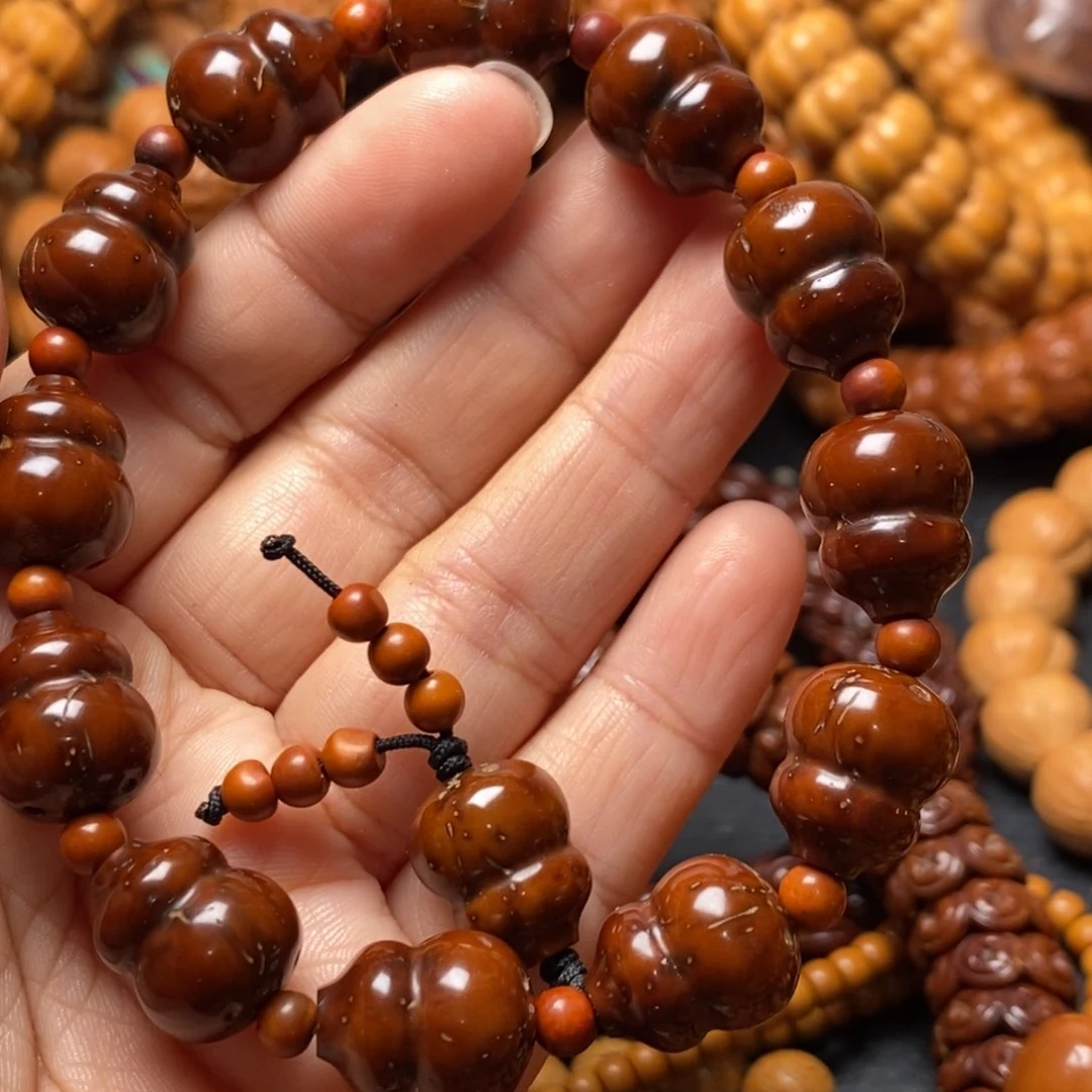 猴头核桃吊坠文玩