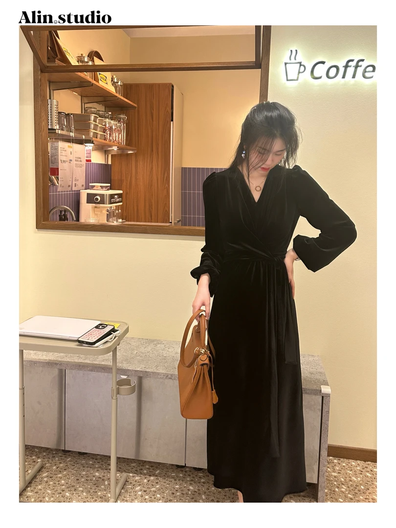 【Alin】典雅女神～丝绒法式长袖气质v领显瘦一片式收腰连衣裙裹裙