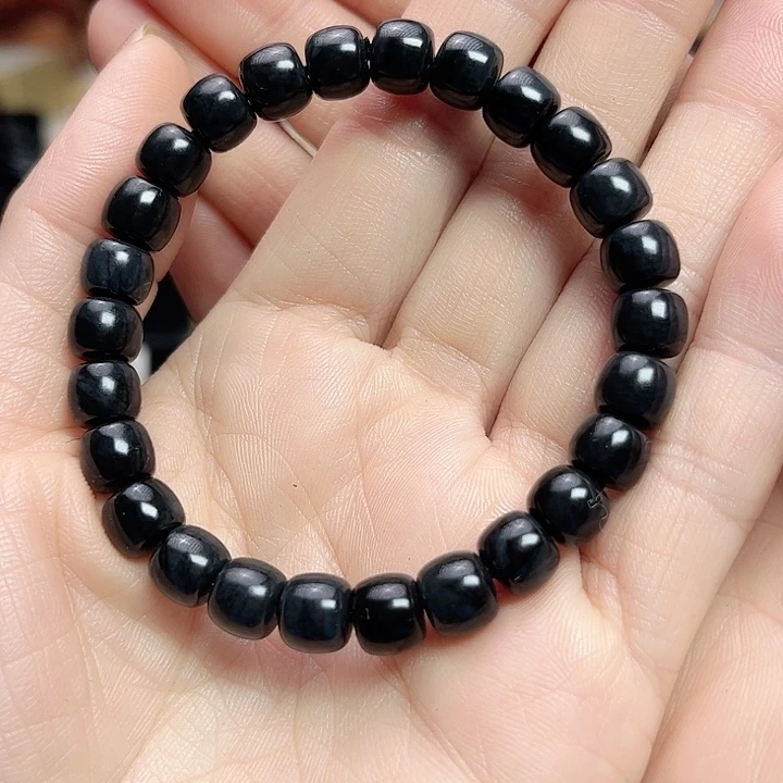 和田玉手链未镶嵌卡8.5老型福利款