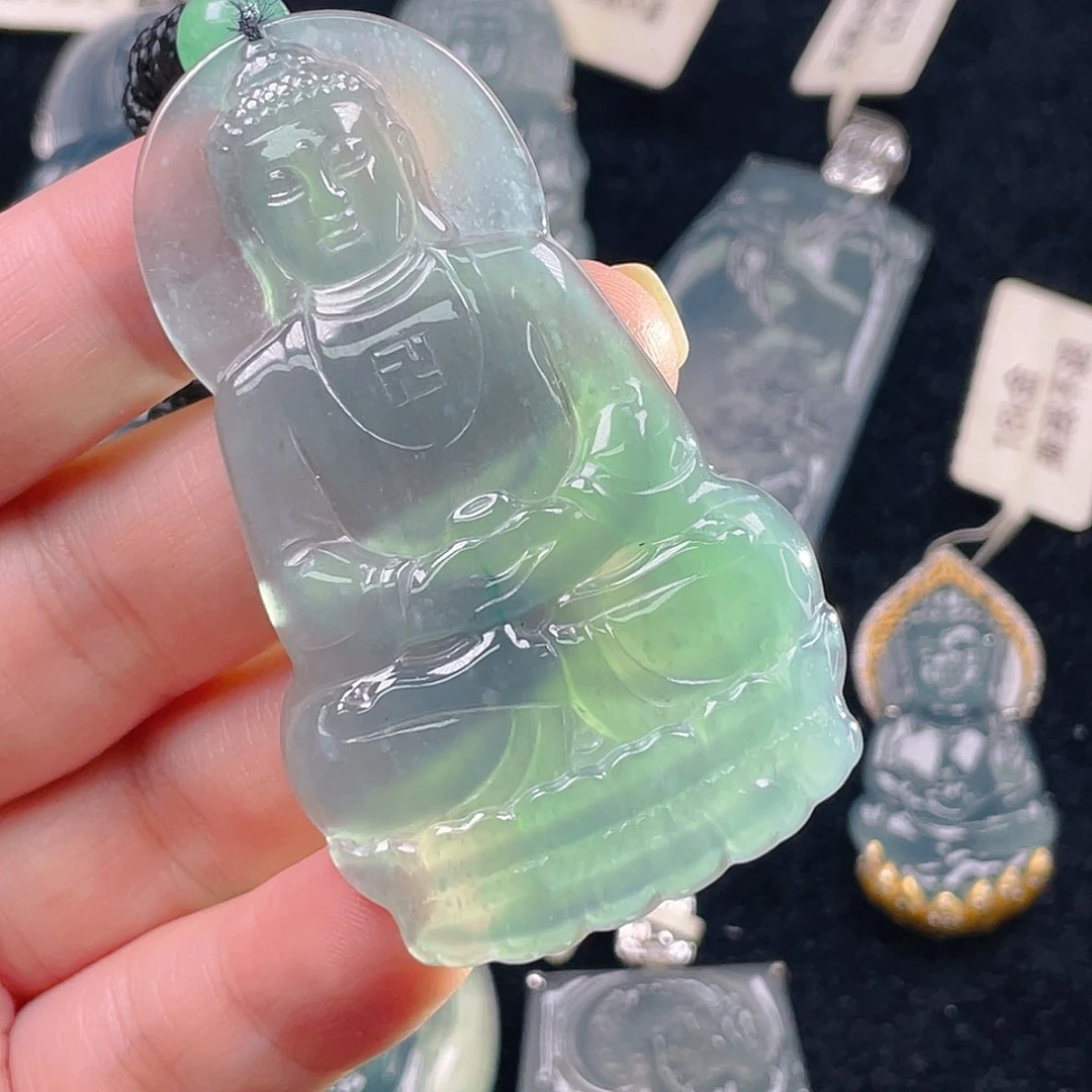 颈饰未镶嵌翡翠3，