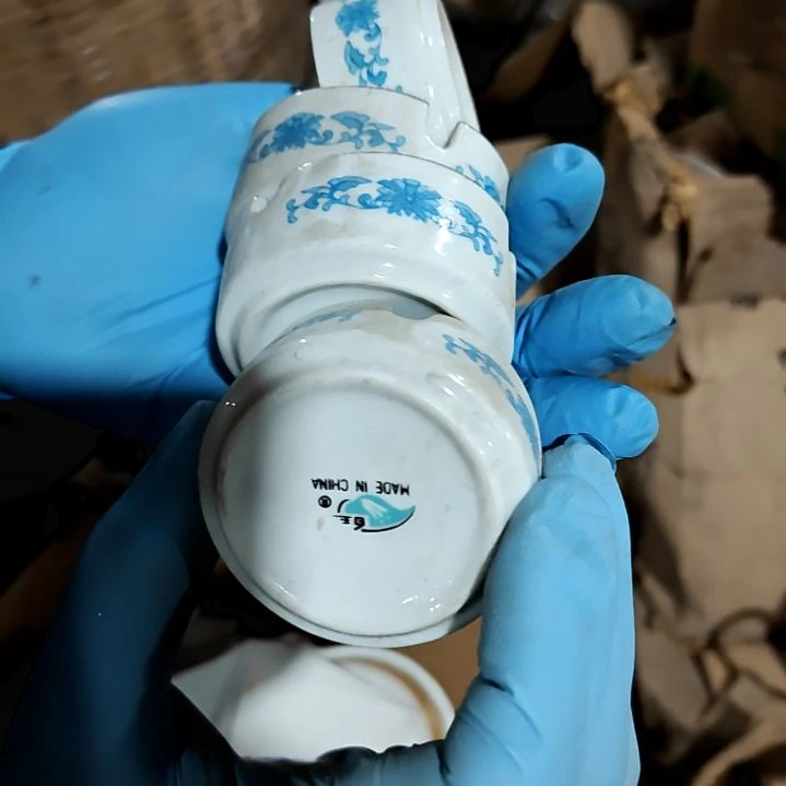 摆件陶瓷盘子碗啥都有