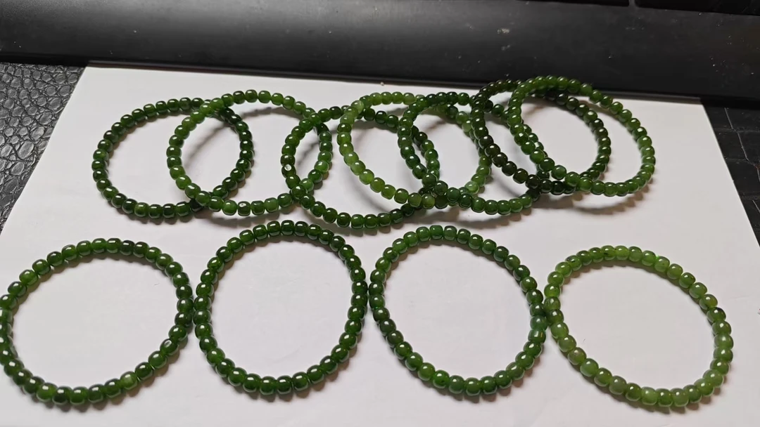 和田玉碧玉手串6mm左右多样性发其一C-19