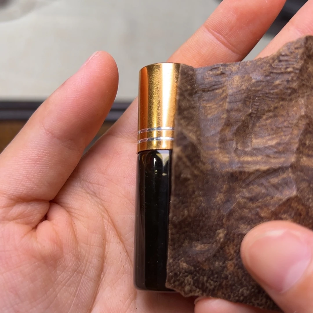 用***2沉香碎屑沉香海南向阳面油10克