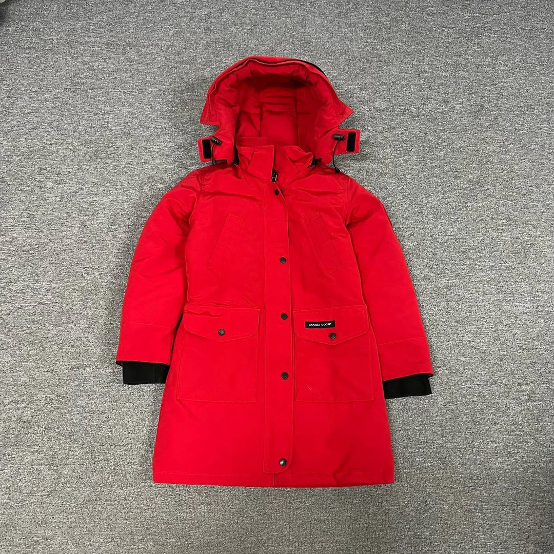 99新 加拿大鹅 红色 羽绒服 xs码