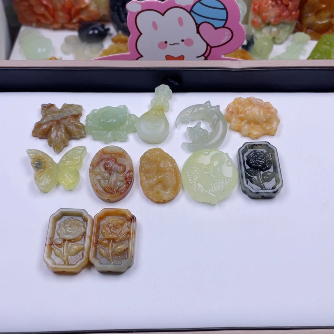 能****蛇纹石玉未镶嵌颈饰