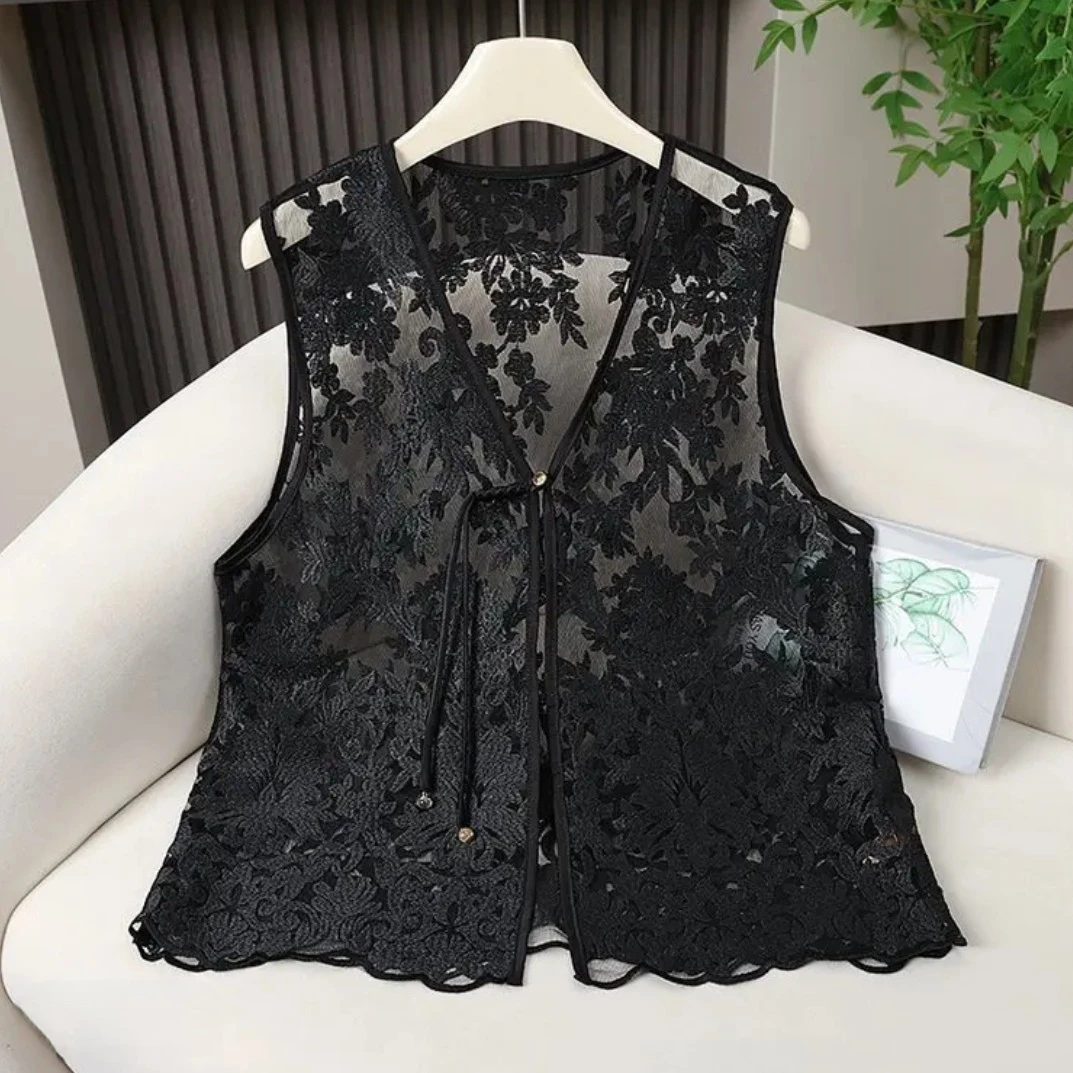 新中式蕾丝马甲小坎肩女士无袖背心夏季薄款国风刺绣外穿马夹上衣