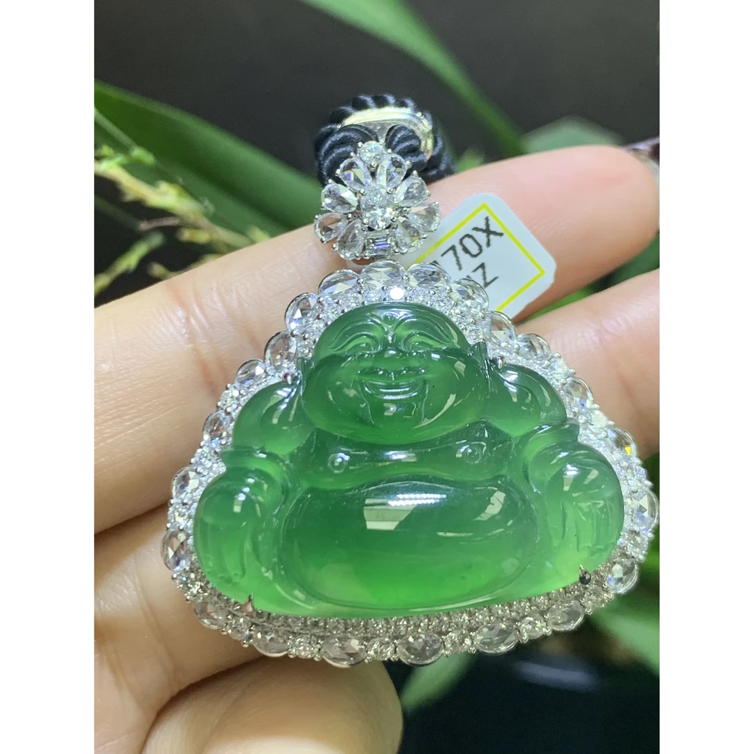 绿佛公吊坠天然翡翠A货裸石：32*23*7mmJZ2.7气质时尚精美镶嵌