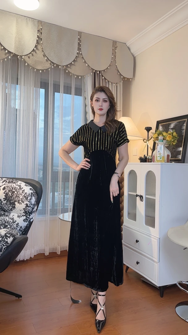 新款洋气丝绒时尚亮晶晶夏季女士气质连衣裙