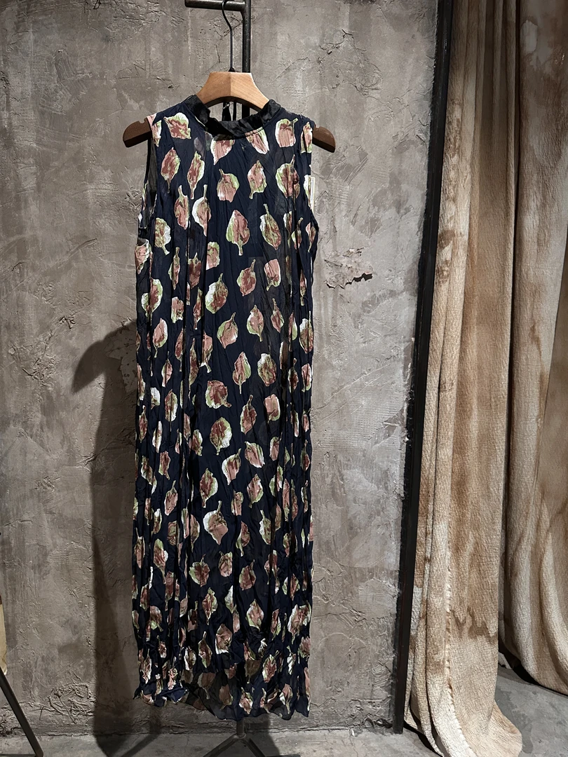 NatureDye 【美侖美奂】GJ2210028-1 原创设计印花背心连衣裙