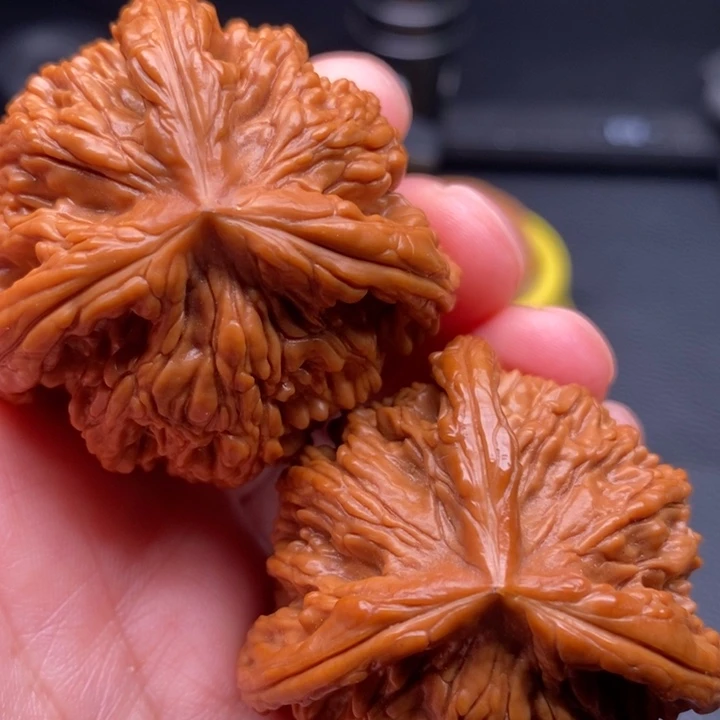 好***！吊坠文玩核桃虎头三棱43